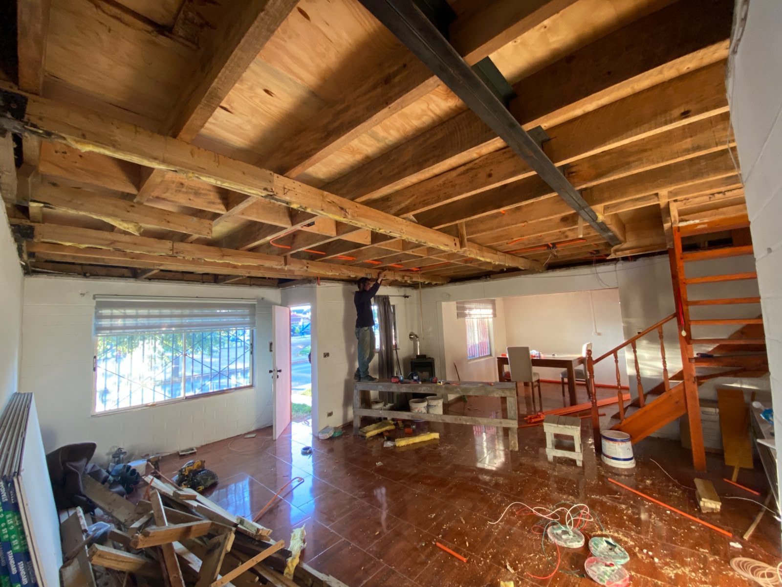 Ampliación de segundo piso en construcción